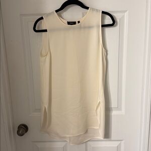 Theory Shell Top in Silk Georgette Size small